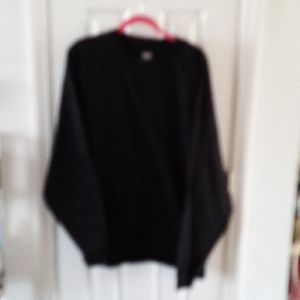 Hanes long sleeve tshirt NWOT